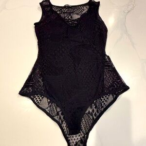Tally Weijl Lace body suit with lined front panel Size M
